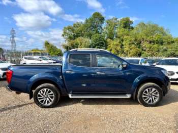 Used Nissan Navara 2016 for sale - 74697111: Photo