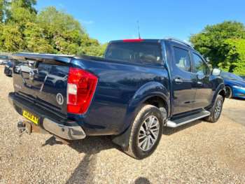 Used Nissan Navara 2016 for sale - 74697111: Photo