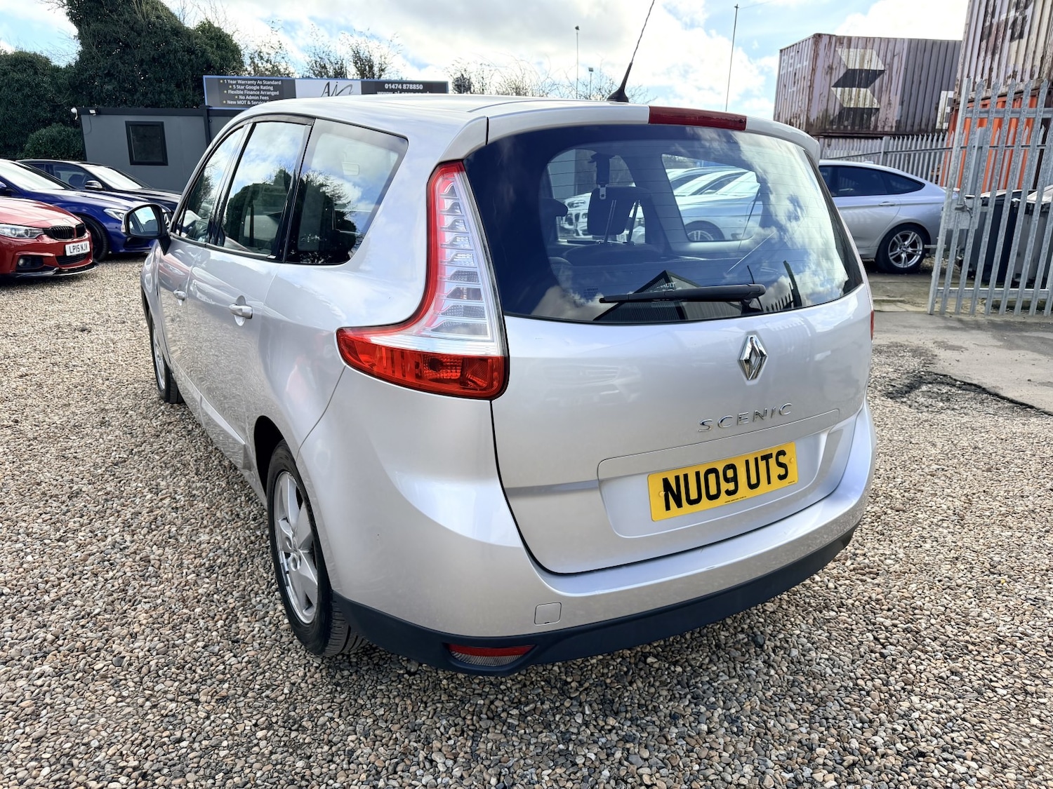 Used Renault Grand Scenic 2009 for sale - 77656173: Photo 7