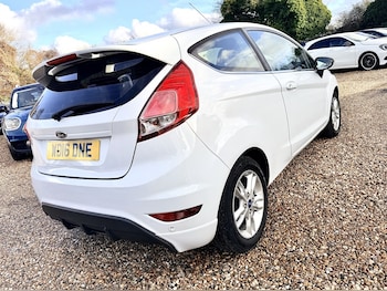 Used Ford Fiesta 2016 for sale - 77233786: Photo