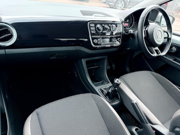 Used Volkswagen up! 2012 for sale - 76312464: Photo 19