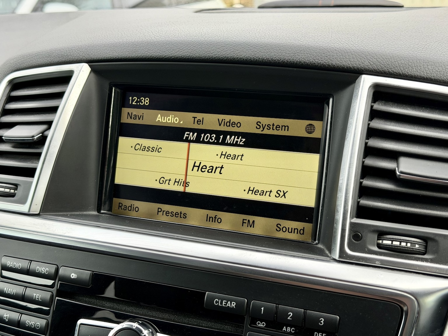 Used Mercedes-Benz M Class 2012 for sale - 77643804: Photo 23