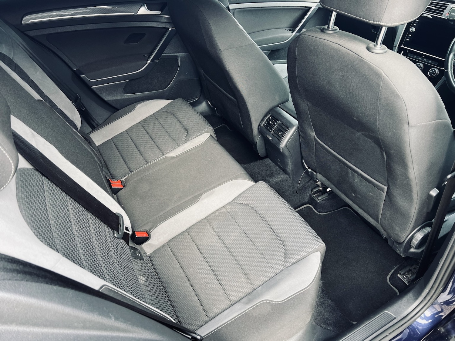 Used Volkswagen Golf 2018 for sale - 78168899: Photo 31