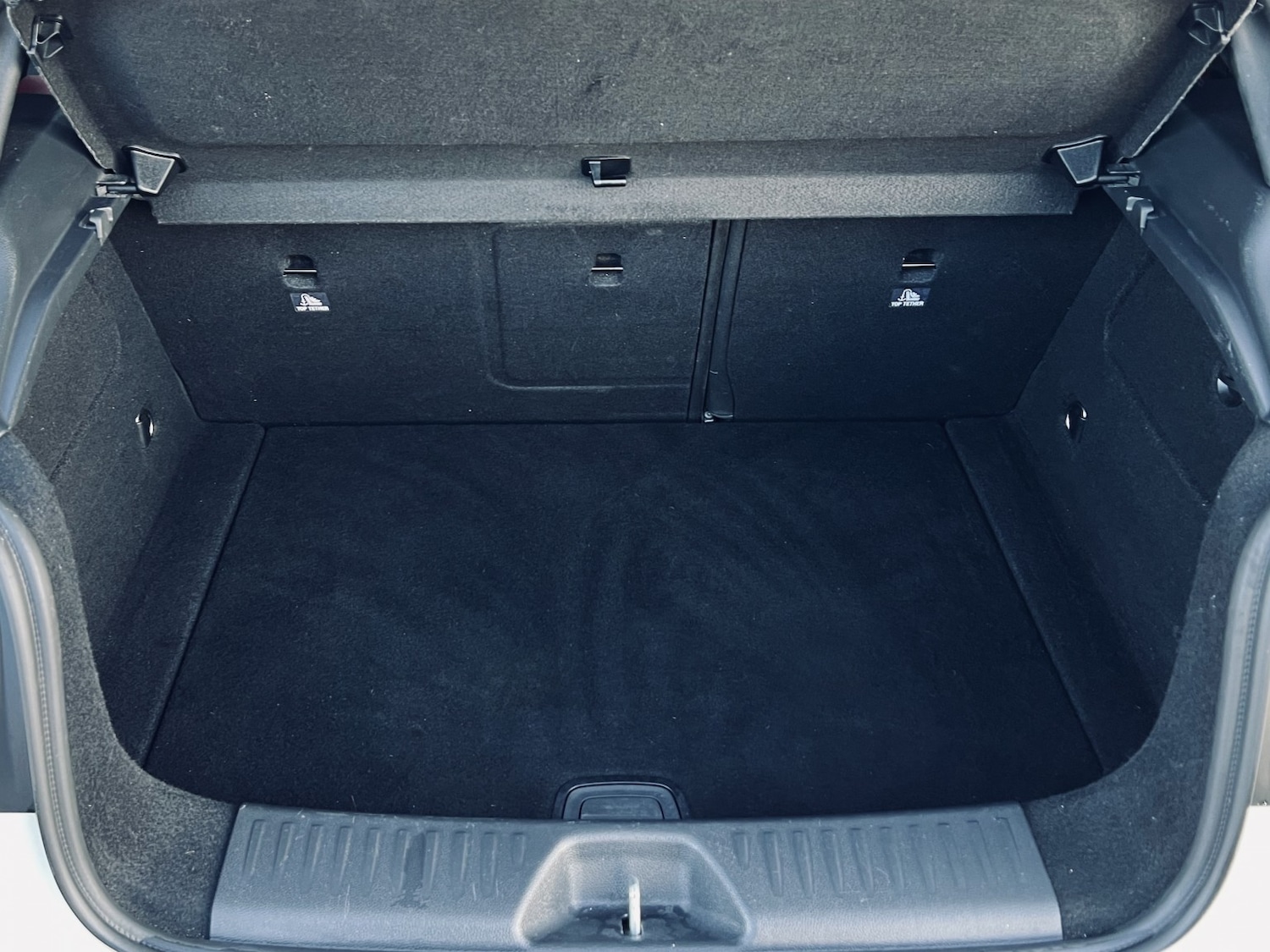 Used Mercedes-Benz A-Class 2017 for sale - 76716164: Photo 36