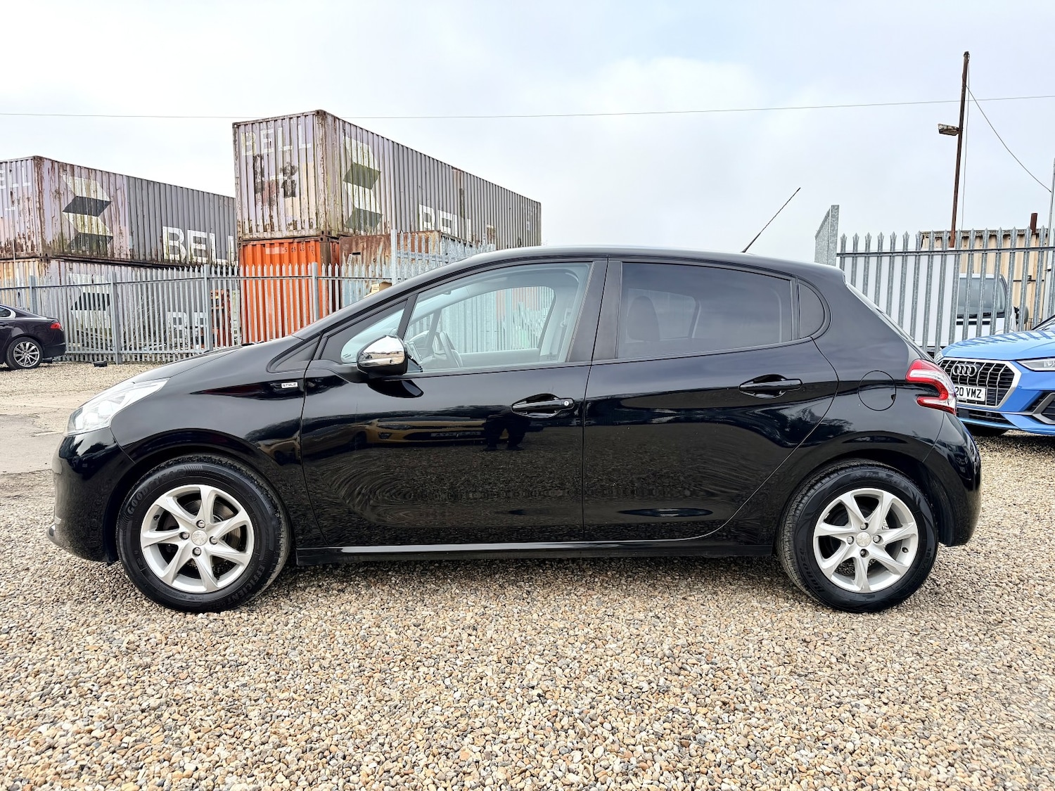 Used Peugeot 208 2015 for sale - 77968739: Photo 10