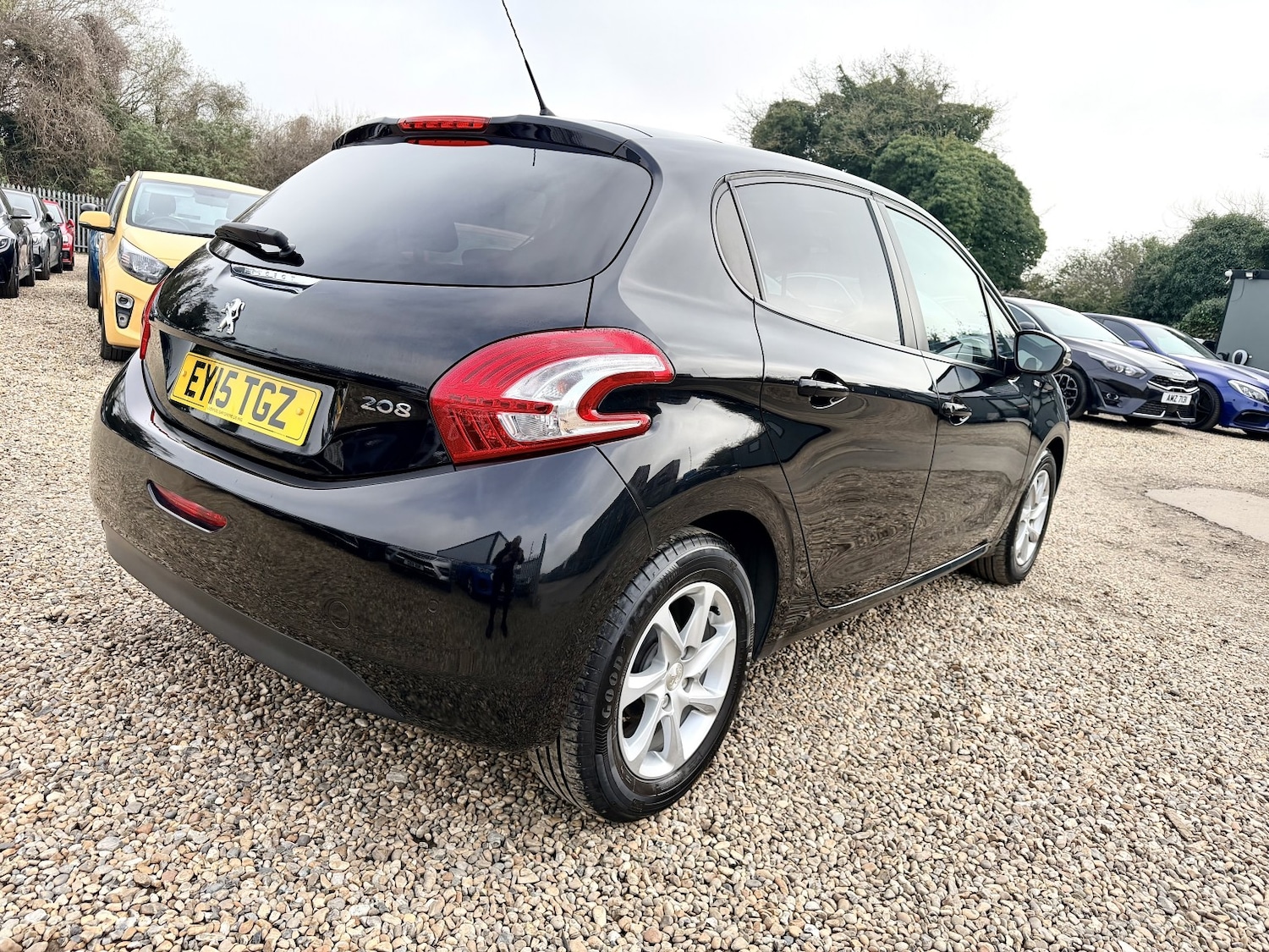 Used Peugeot 208 2015 for sale - 77968739: Photo 4