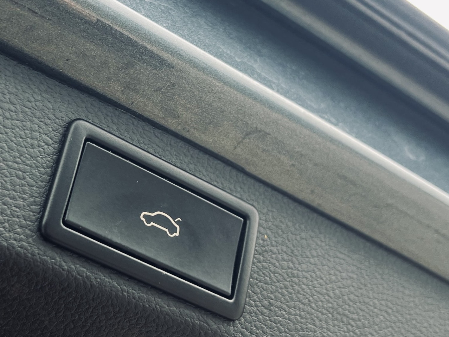 Used Skoda Karoq 2018 for sale - 78168880: Photo 32