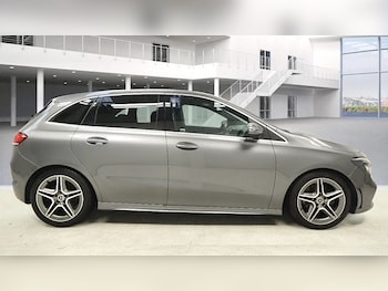 Used Mercedes-Benz B Class 2020 for sale - 77459935: Photo