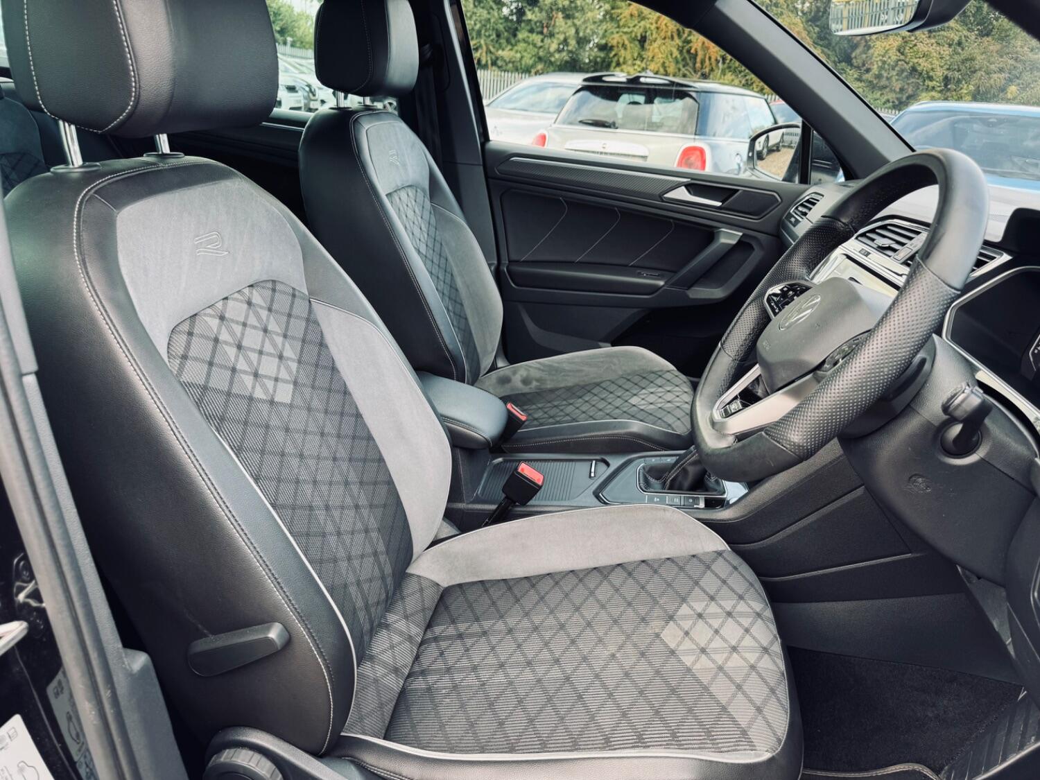 Used Volkswagen Tiguan 2021 for sale - 76716177: Photo 14