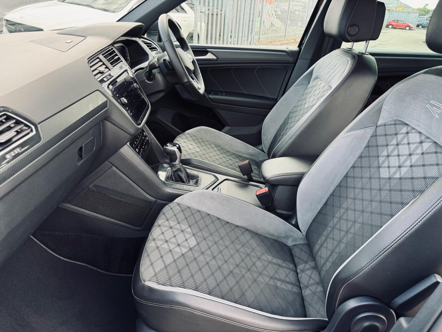 Used Volkswagen Tiguan 2021 for sale - 76716177: Photo 17