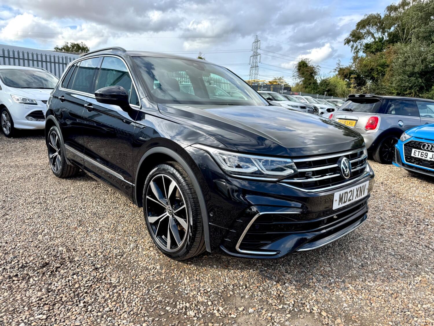 Used Volkswagen Tiguan 2021 for sale - 76716177: Photo 2