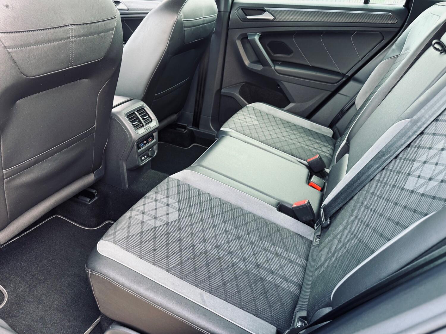 Used Volkswagen Tiguan 2021 for sale - 76716177: Photo 31