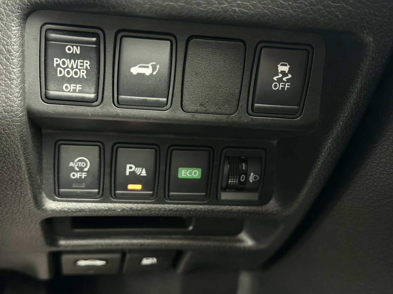 Used Nissan X-Trail 2016 for sale - 76817534: Photo 29