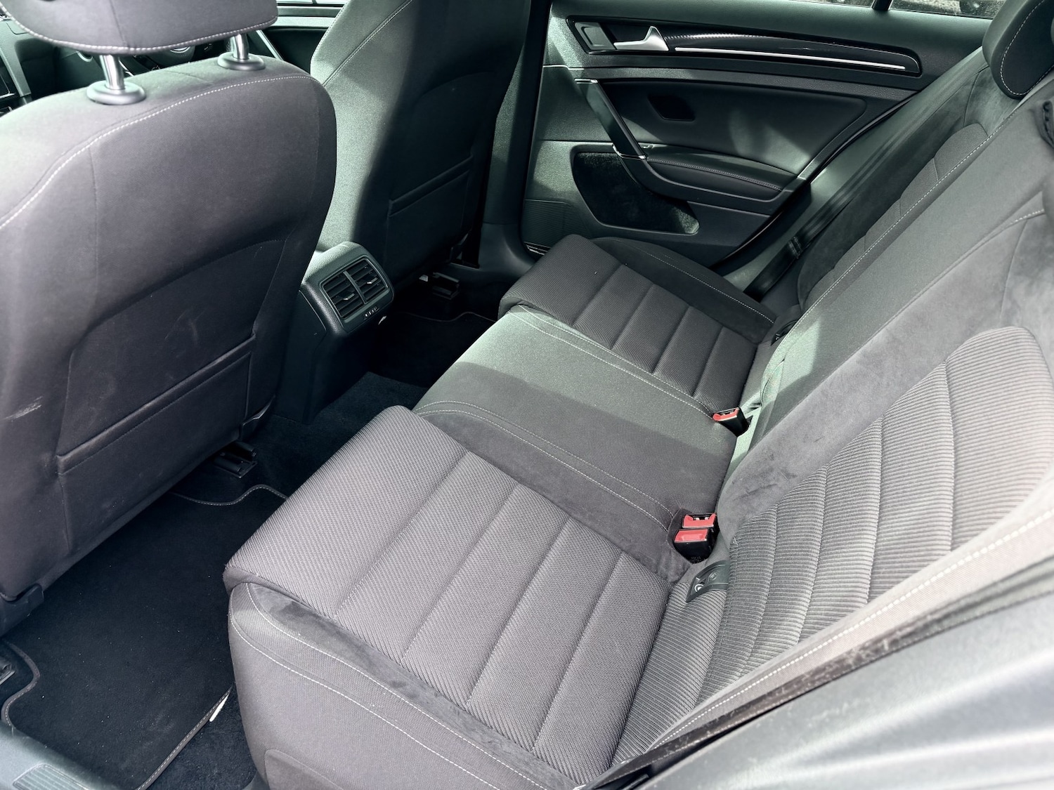 Used Volkswagen Golf 2017 for sale - 77881073: Photo 13