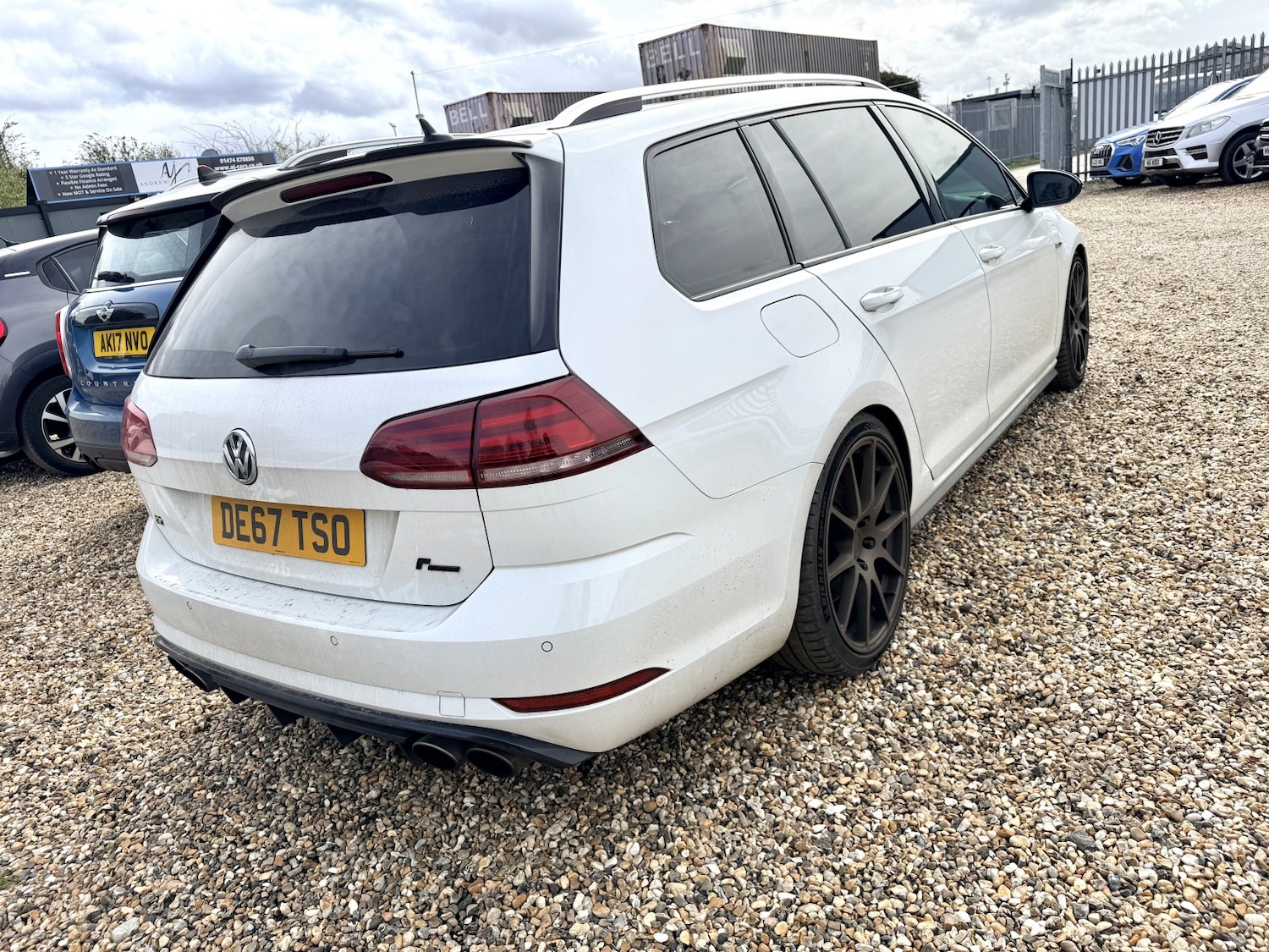 Used Volkswagen Golf 2017 for sale - 77881073: Photo 3