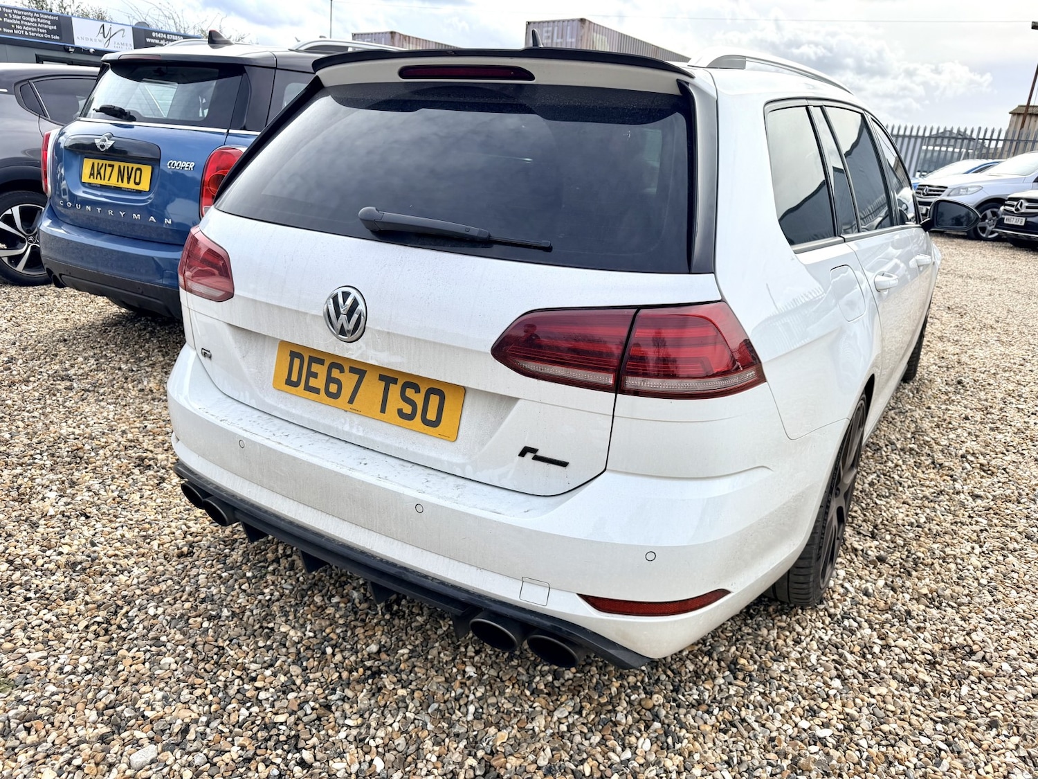 Used Volkswagen Golf 2017 for sale - 77881073: Photo 5