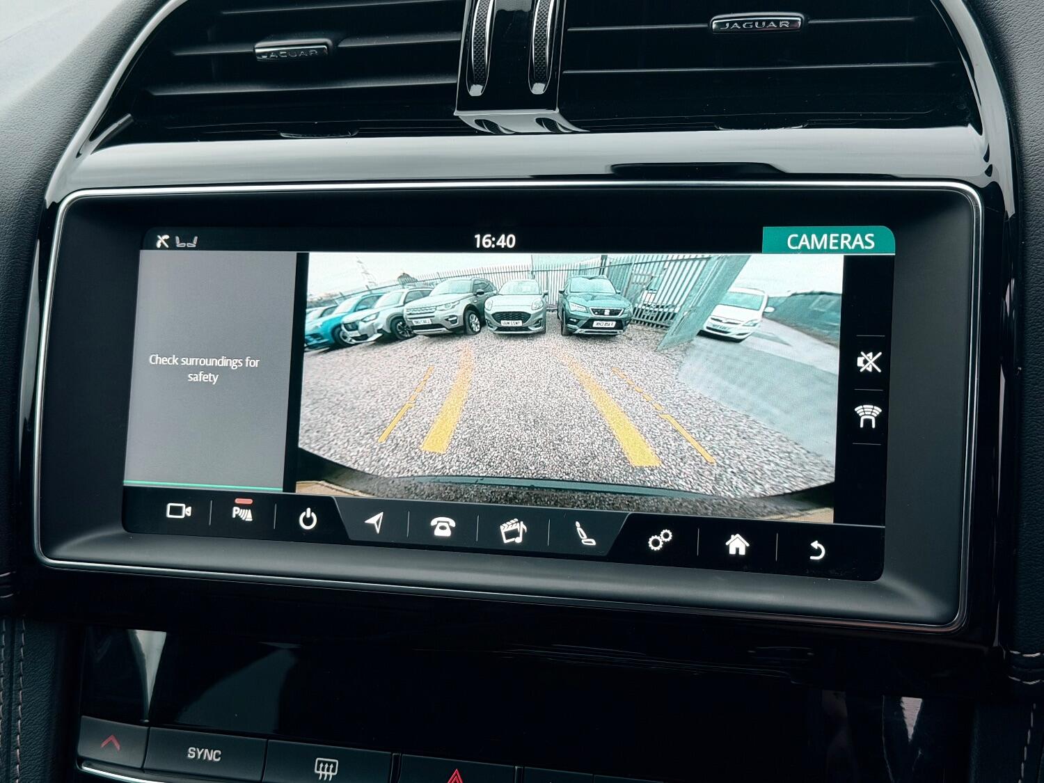 Used Jaguar F-Pace 2019 for sale - 76716158: Photo 17