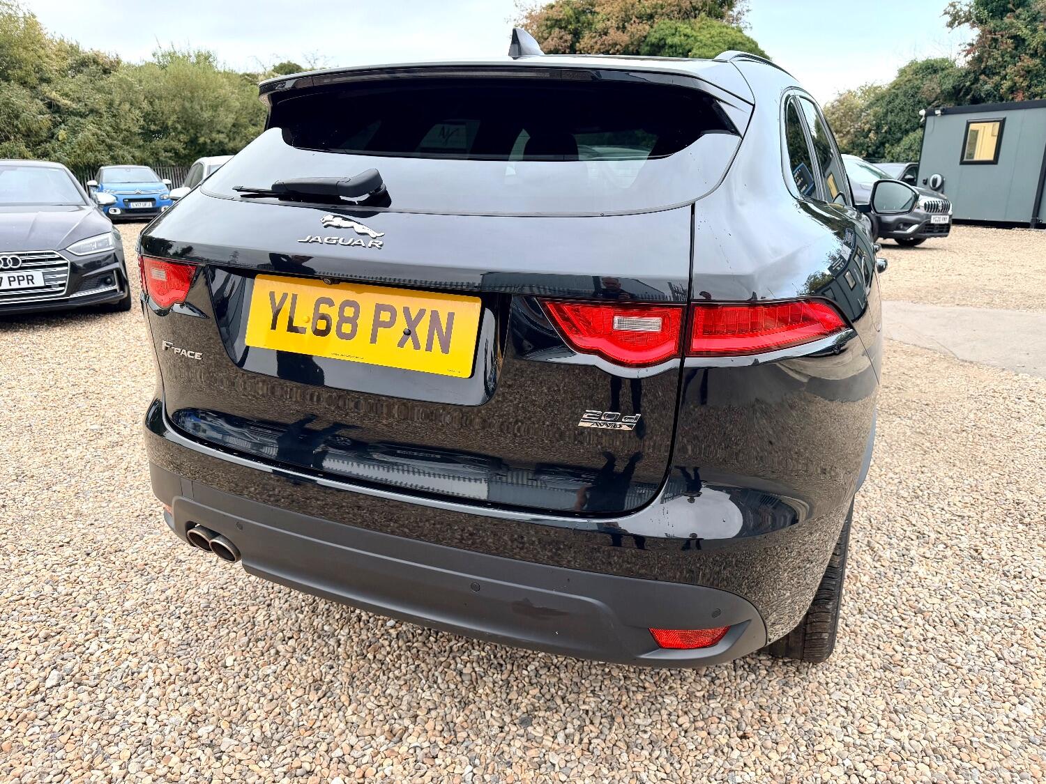 Used Jaguar F-Pace 2019 for sale - 76716158: Photo 5