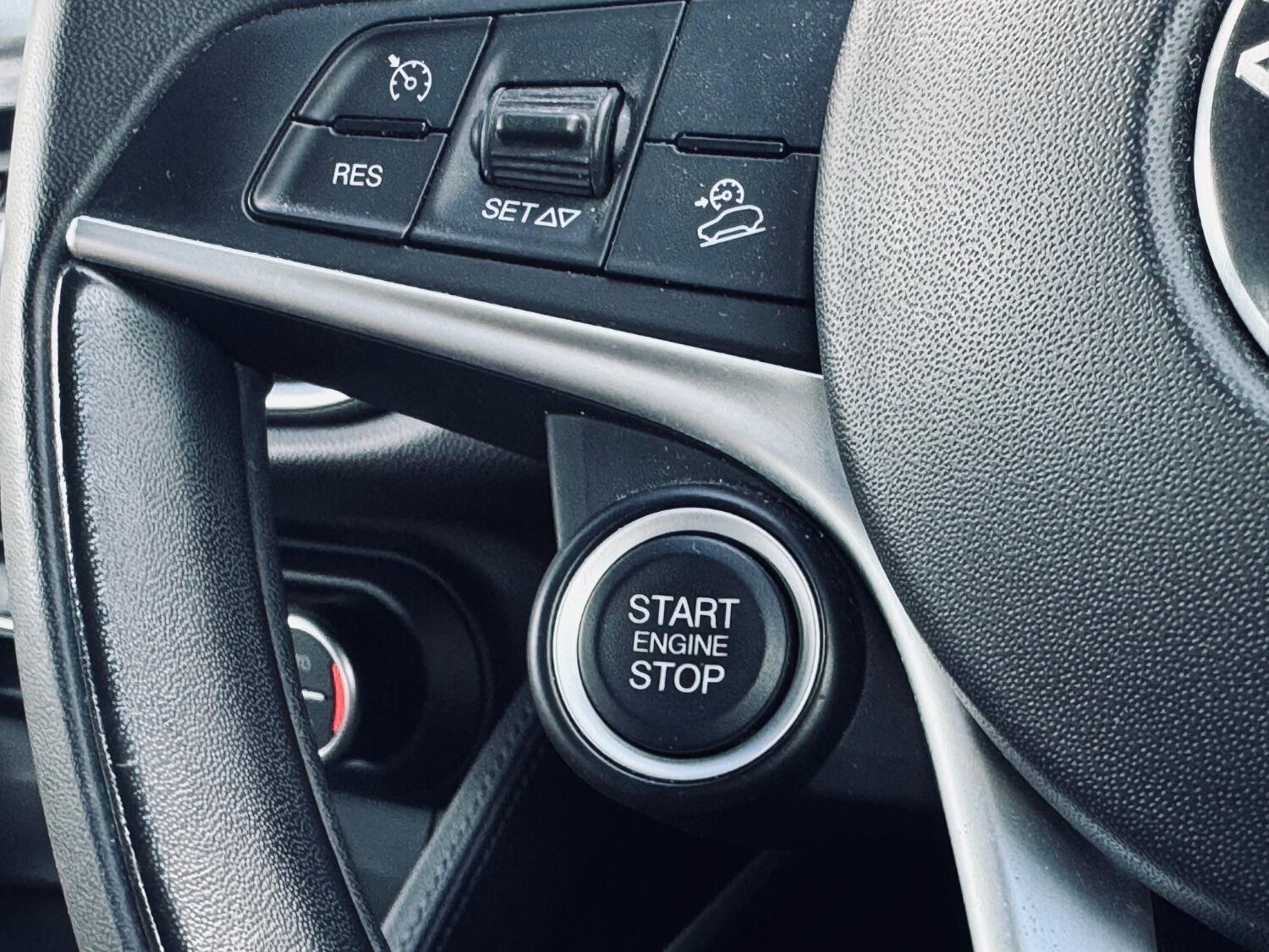 Used Alfa Romeo Stelvio 2019 for sale - 76716173: Photo 25