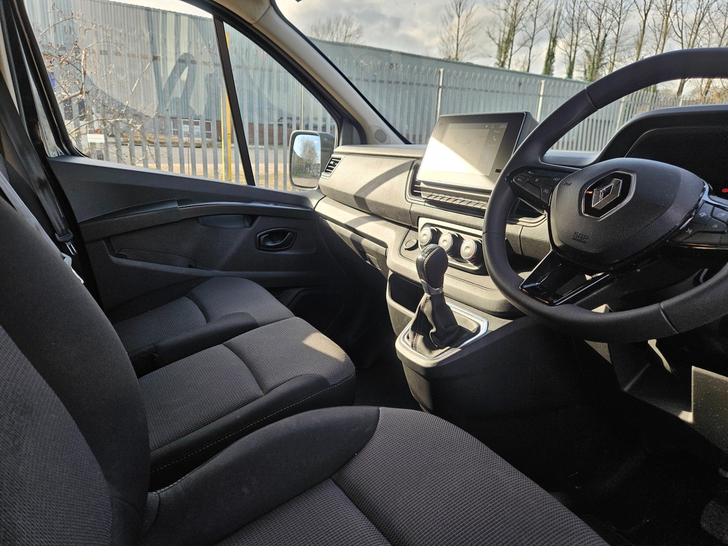 Used Renault Trafic 2024 for sale - 77745119: Photo 15