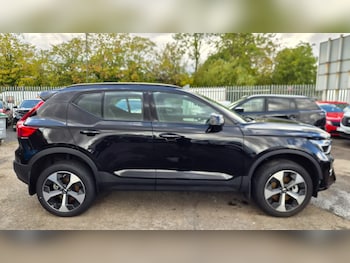 Used Volvo XC40 2026 for sale - 79571540: Photo