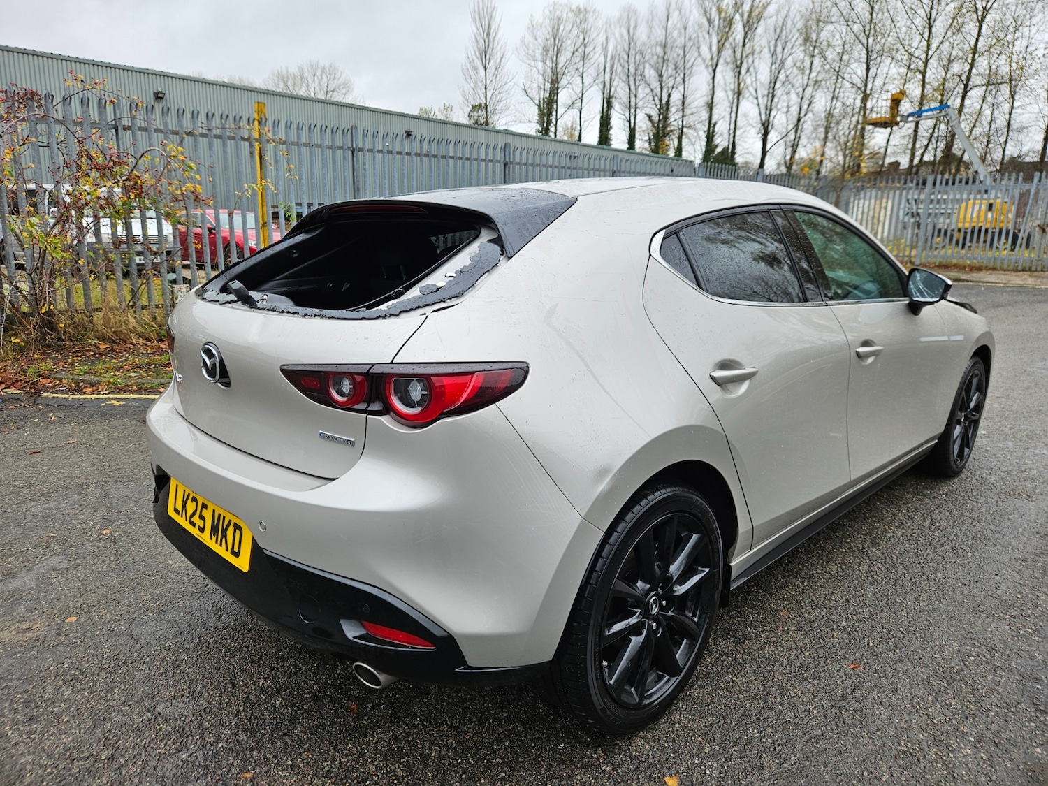 Used Mazda Mazda3 2025 for sale - 76547619: Photo 4