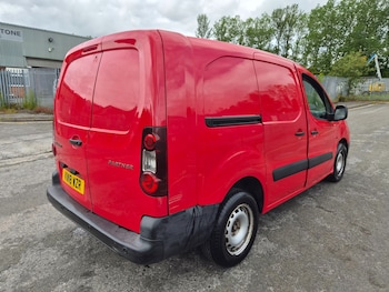 Used Peugeot Partner 2018 for sale - 78814318: Photo