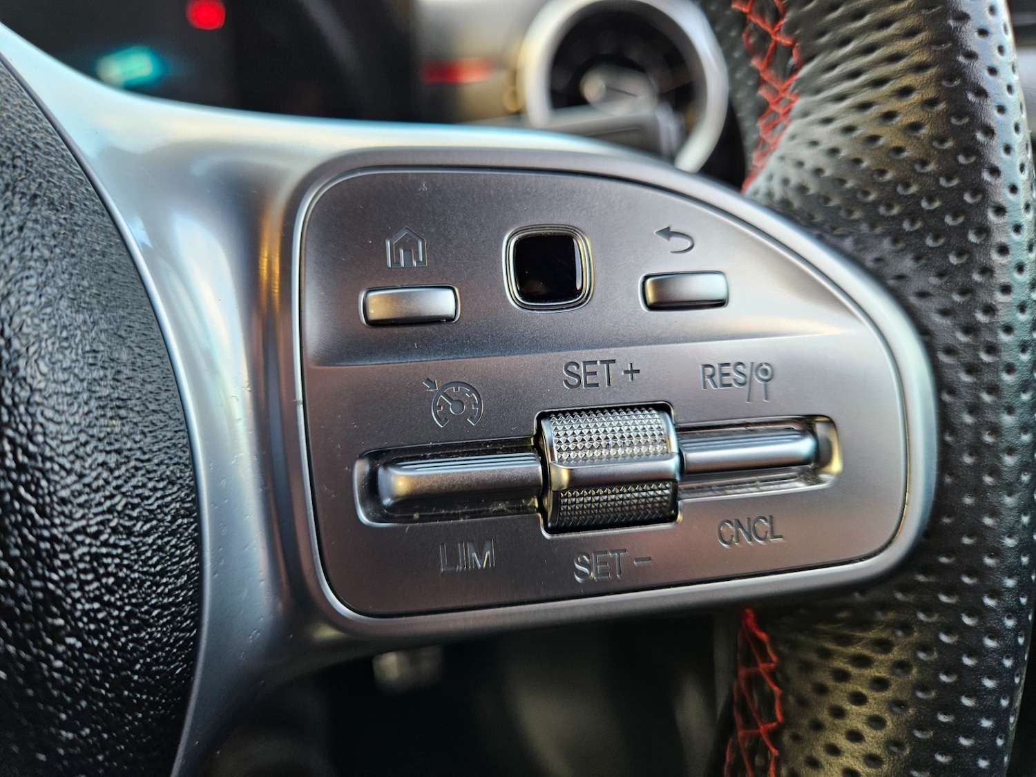 Used Mercedes-Benz A-Class 2020 for sale - 76694657: Photo 23