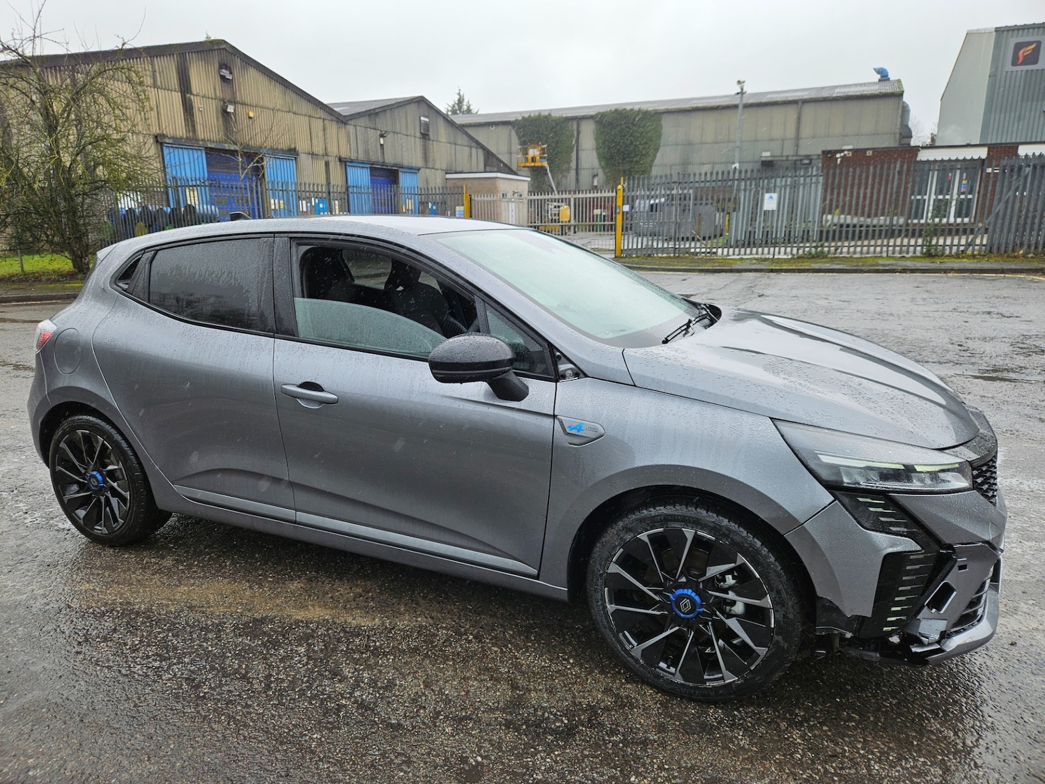 Used Renault Clio 2025 for sale - 77688960: Photo 16