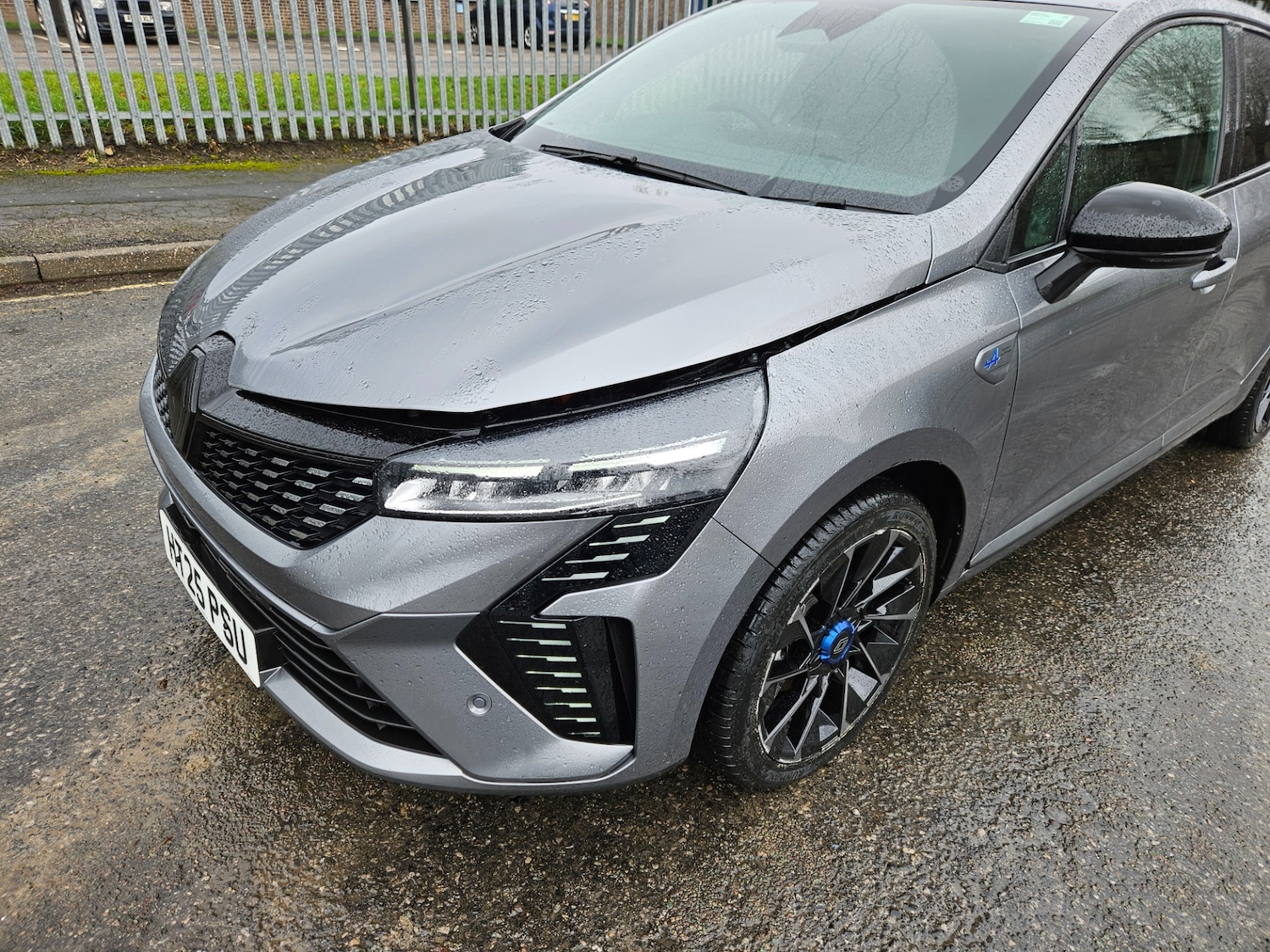 Used Renault Clio 2025 for sale - 77688960: Photo 3