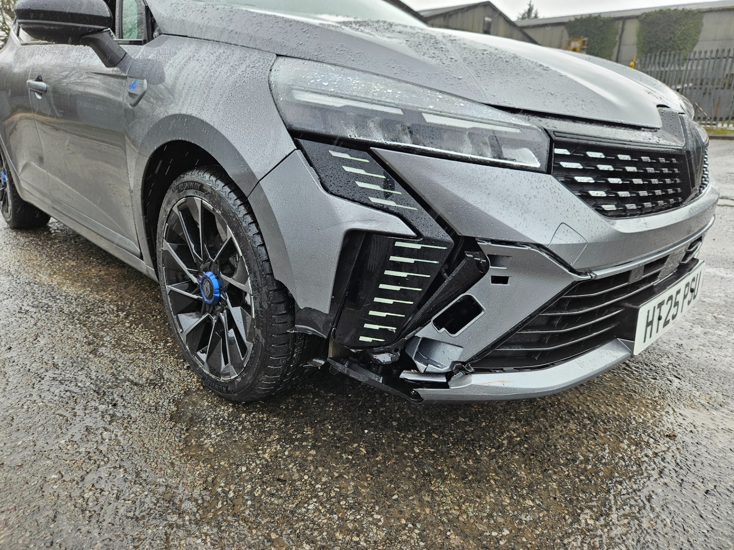 Used Renault Clio 2025 for sale - 77688960: Photo 4