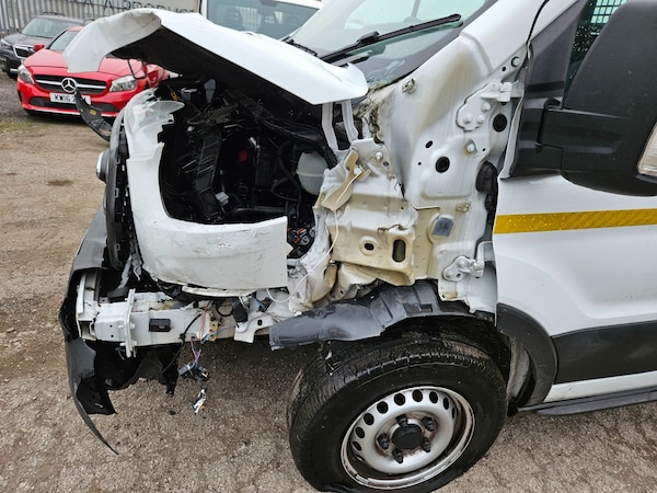 Used Ford Transit 2024 for sale - 76266183: Photo 4
