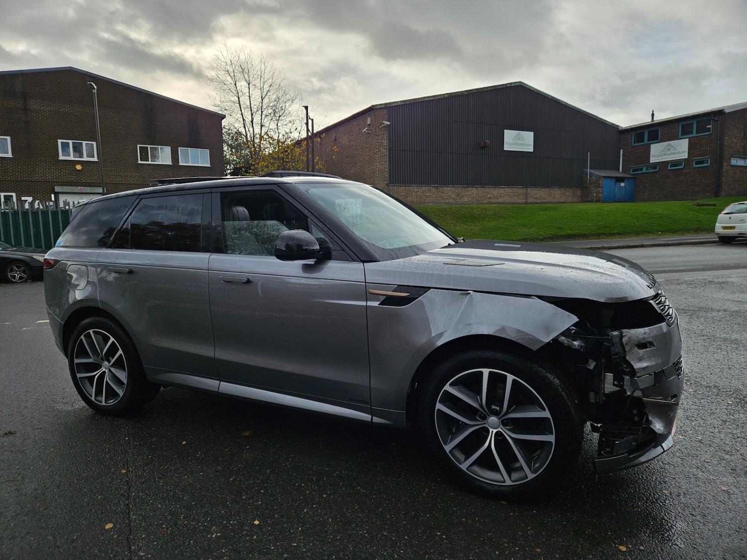 Used Land Rover Range Rover Sport 2025 for sale - 76382606: Photo 4