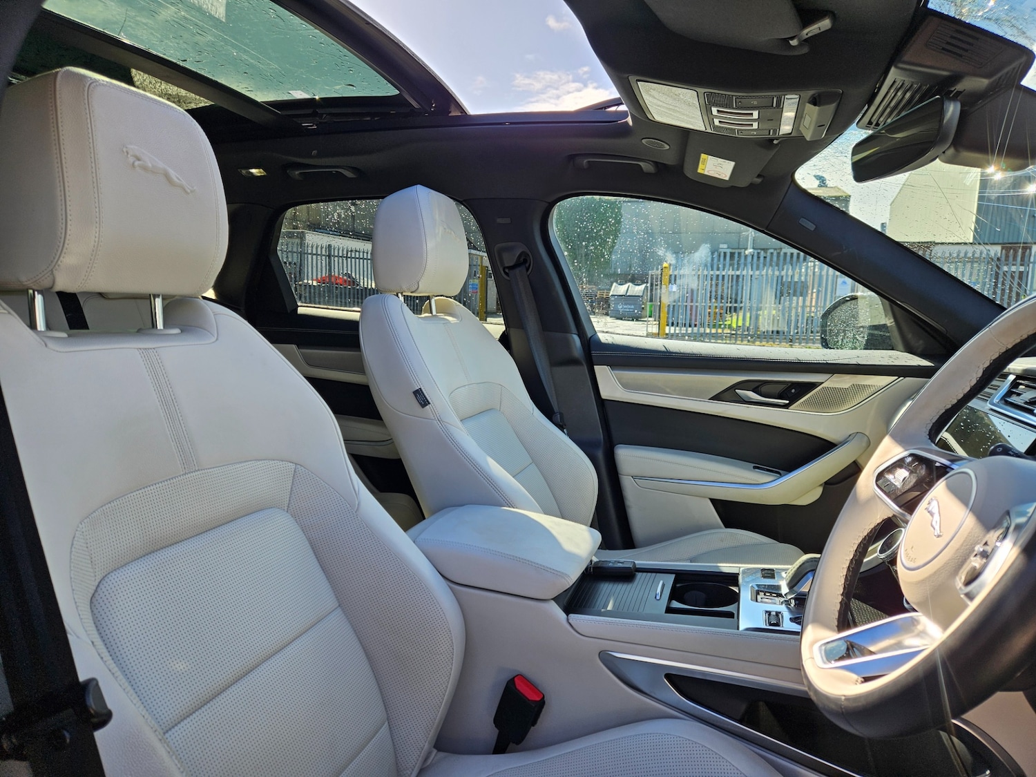 Used Jaguar F-Pace 2024 for sale - 78025524: Photo 16