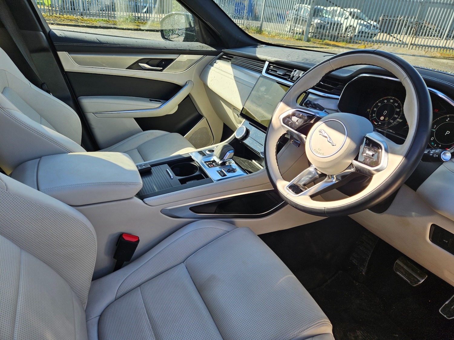 Used Jaguar F-Pace 2024 for sale - 78025524: Photo 8