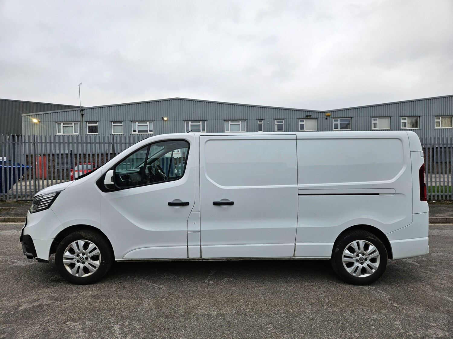Used Renault Trafic 2024 for sale - 77844860: Photo 8