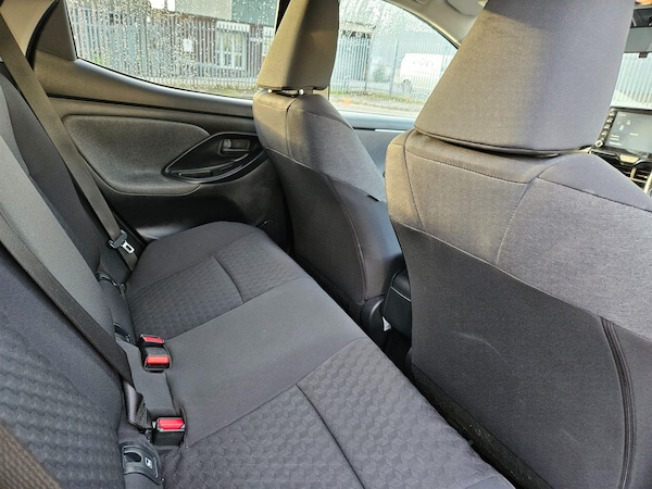 Used Toyota Yaris 2021 for sale - 72883880: Photo 18