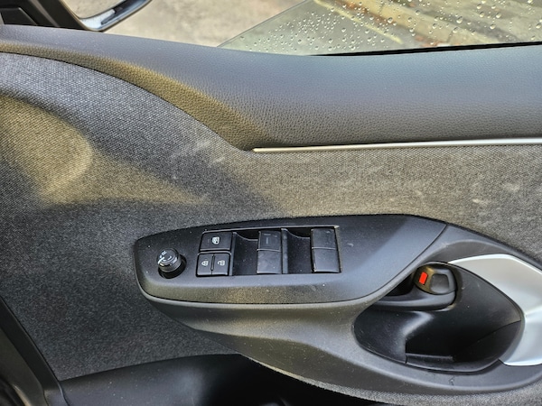 Used Toyota Yaris 2021 for sale - 72883880: Photo 20