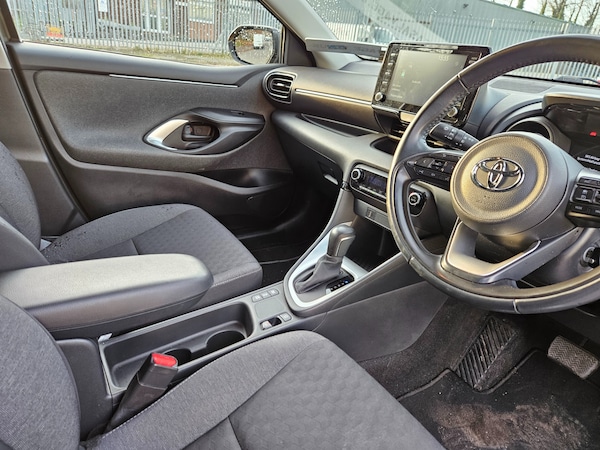 Used Toyota Yaris 2021 for sale - 72883880: Photo 6