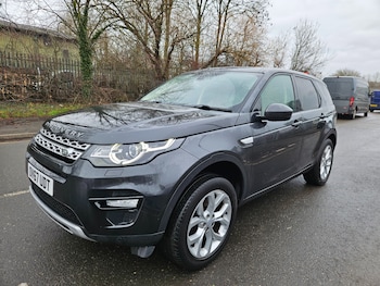 Used Land Rover Discovery Sport 2017 for sale - 77005643: Photo