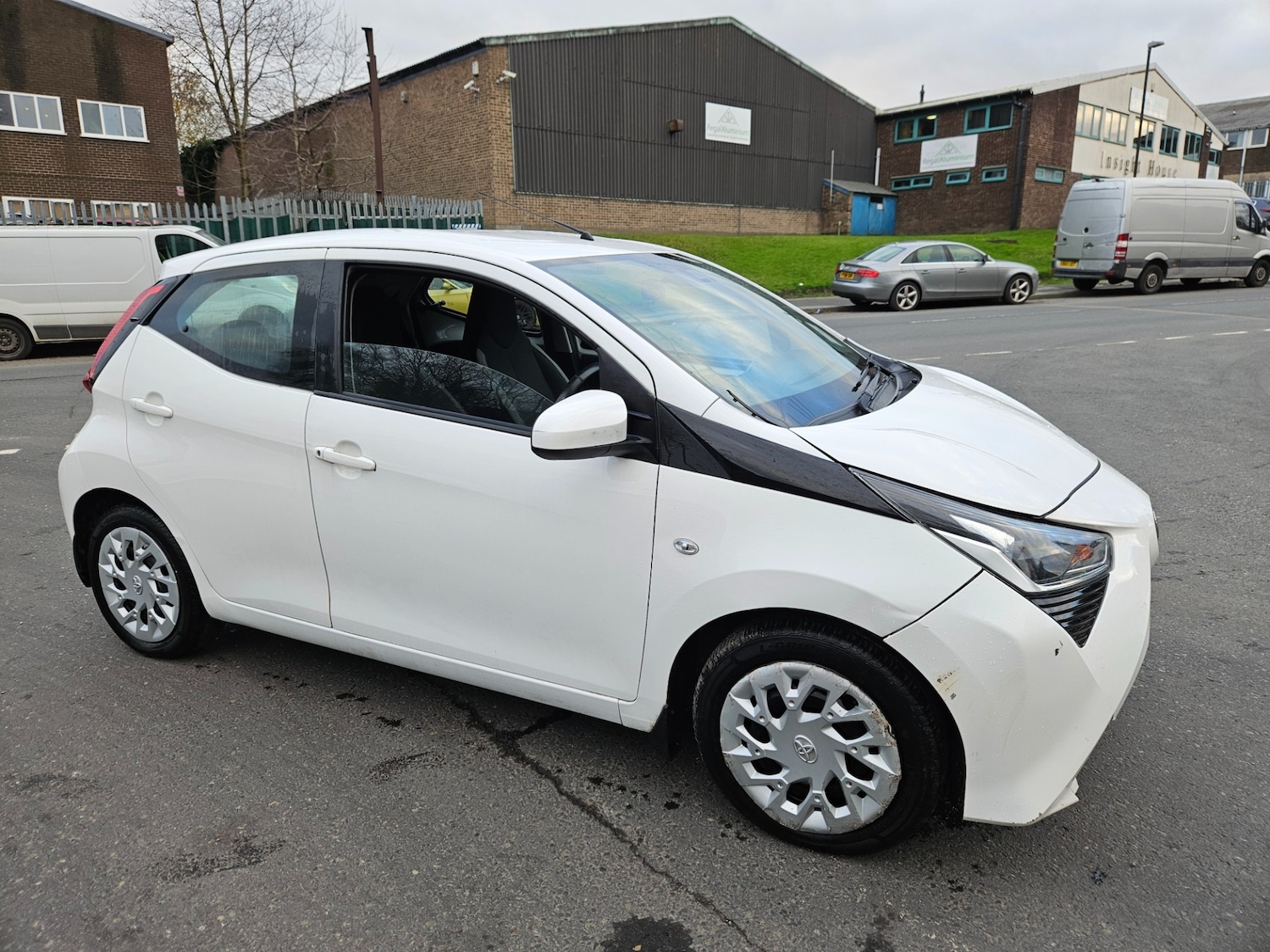Used Toyota AYGO 2021 for sale - 76921957: Photo 13