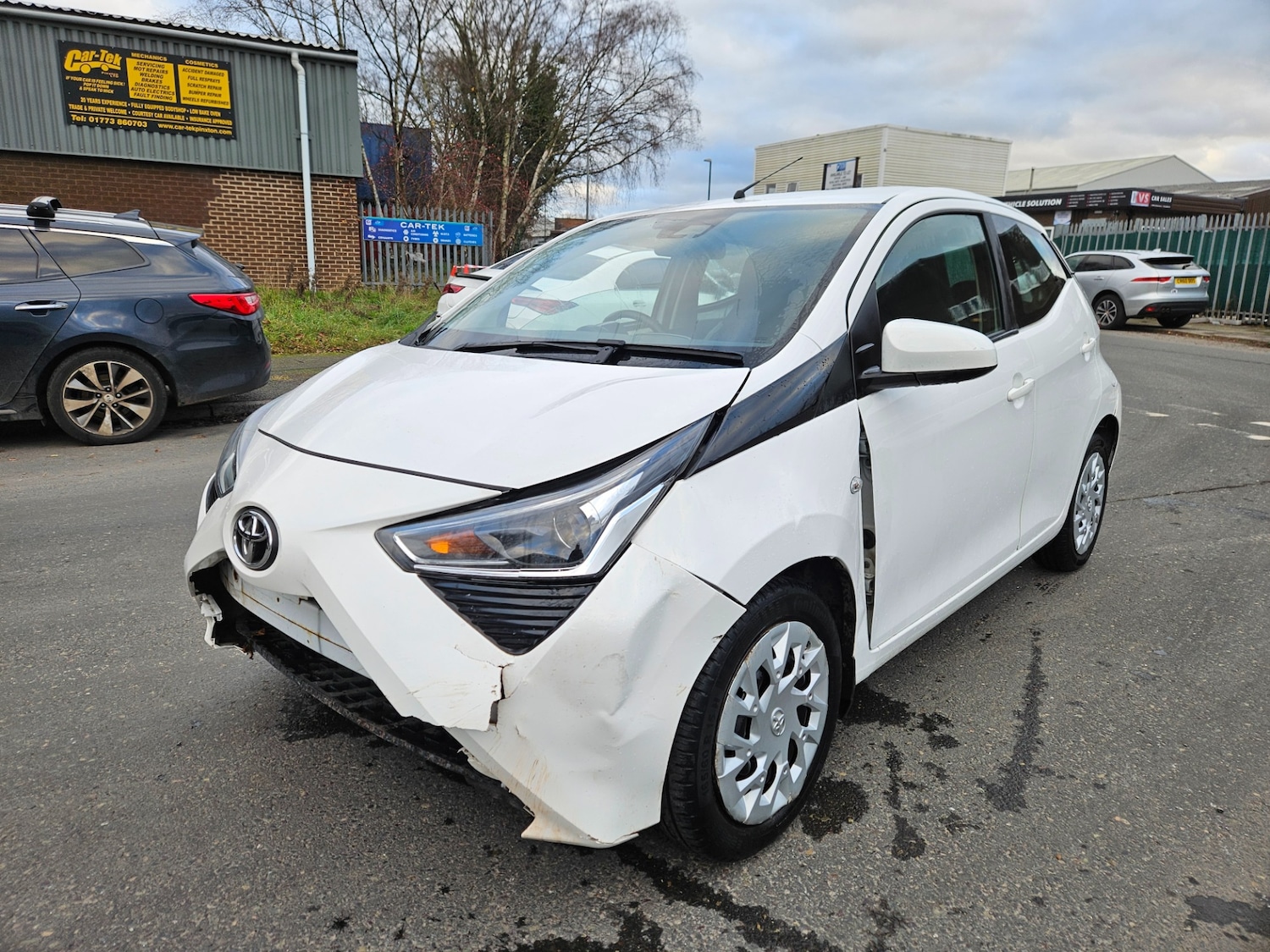 Used Toyota AYGO 2021 for sale - 76921957: Photo 2
