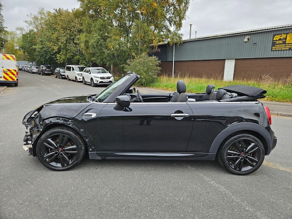 Used MINI Convertible 2020 for sale - 76207513: Photo 11