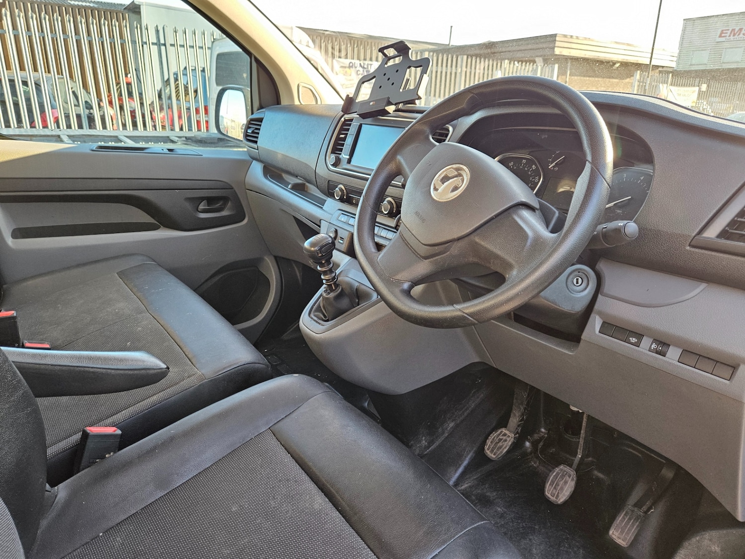 Used Vauxhall Vivaro 2021 for sale - 77950984: Photo 4