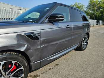 Used Land Rover Range Rover Sport 2018 for sale - 74984555: Photo