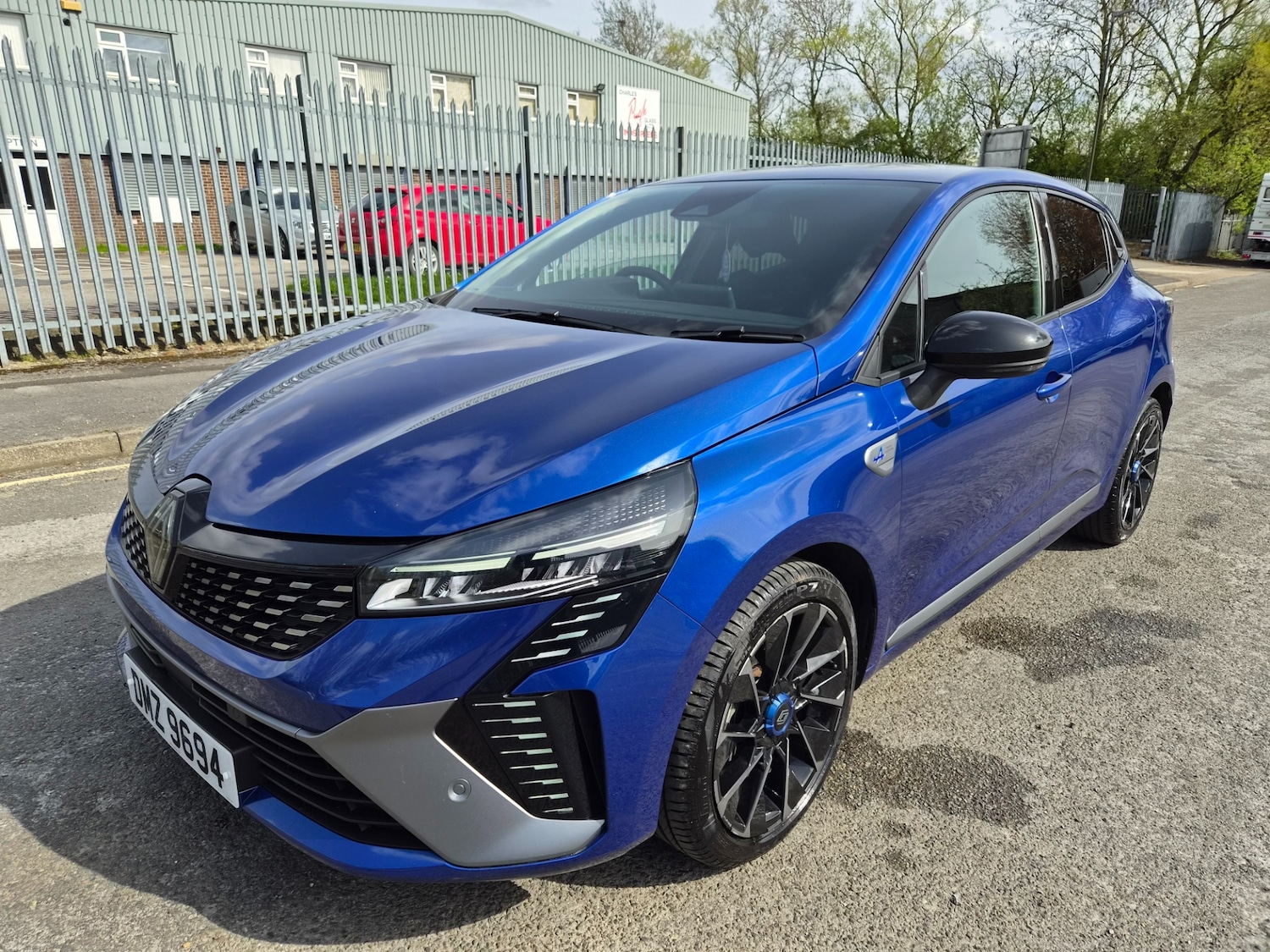 Used Renault Clio 2024 for sale - 78199176: Photo 1