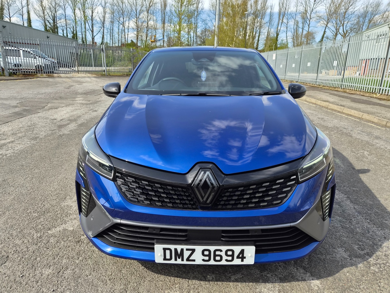 Used Renault Clio 2024 for sale - 78199176: Photo 3