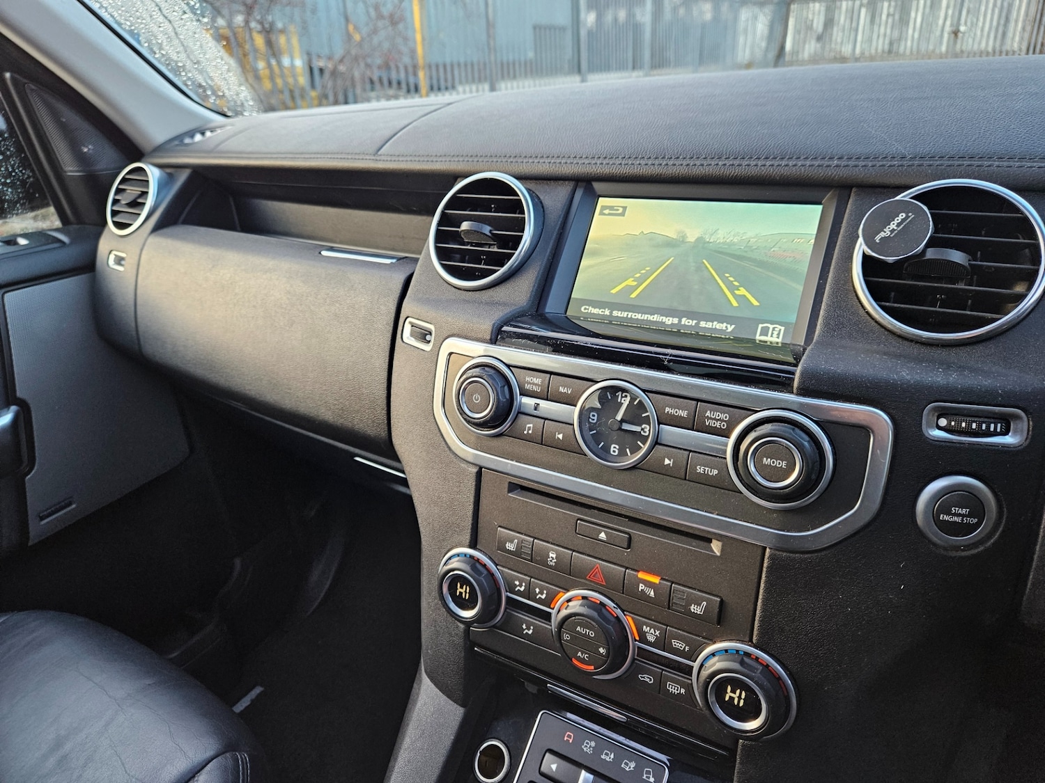 Used Land Rover Discovery 2014 for sale - 77005570: Photo 21