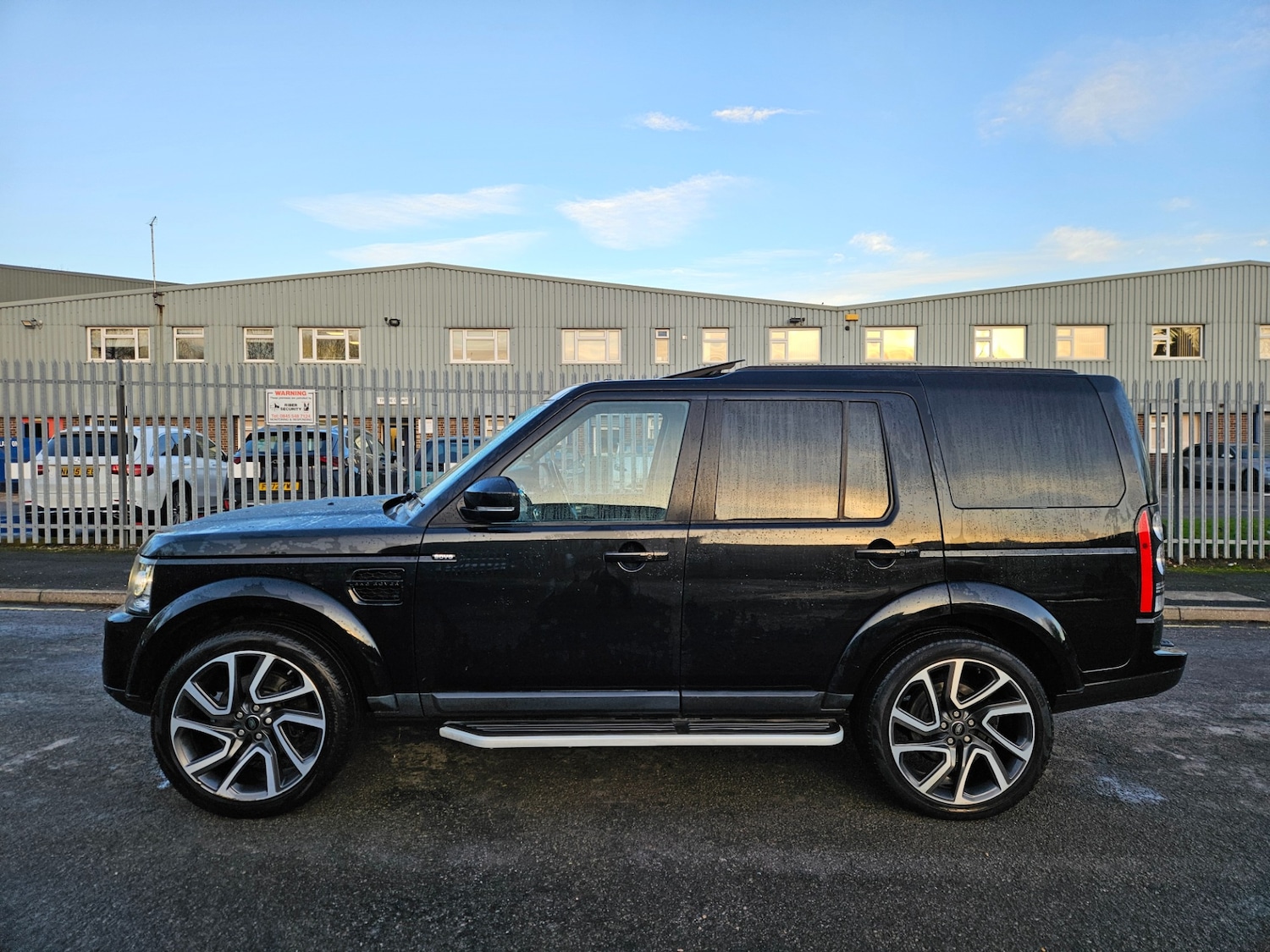 Used Land Rover Discovery 2014 for sale - 77005570: Photo 9