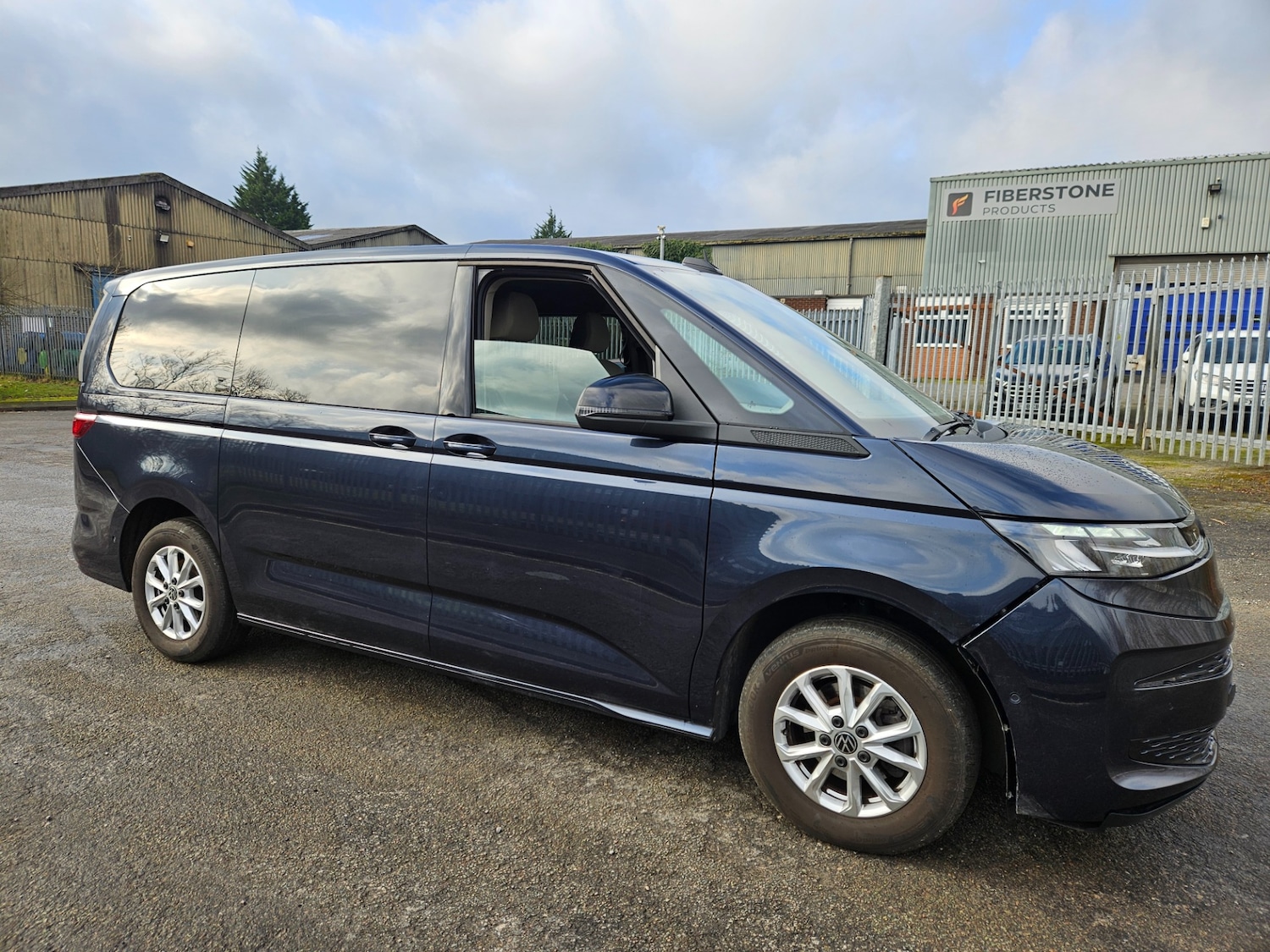 Used Volkswagen Multivan 2025 for sale - 77663519: Photo 19